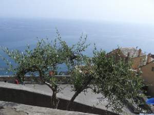 Xtrallusion photo gallery of Italy. Photos, pictures, images and photographs of the Italian Rivieras, the Italian Lakes, the Italian Alps, the Cinque Terre, the Amalfi coast and some of the most beautiful corners of Italy. Plus photos of Italian cities such as Pisa, Milan, Genoa and Rome.